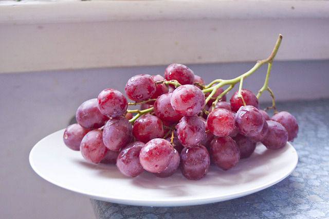 grapes