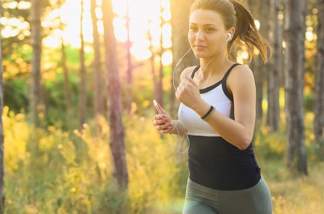 lady running